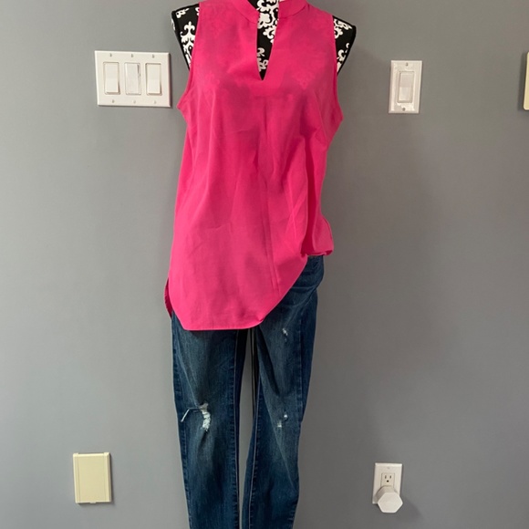 Banana Republic sleeveless top - Picture 2 of 2